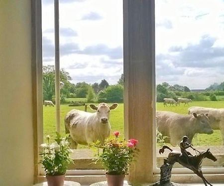 Battens Farm Cottages B&B Yatton Keynell Extérieur photo